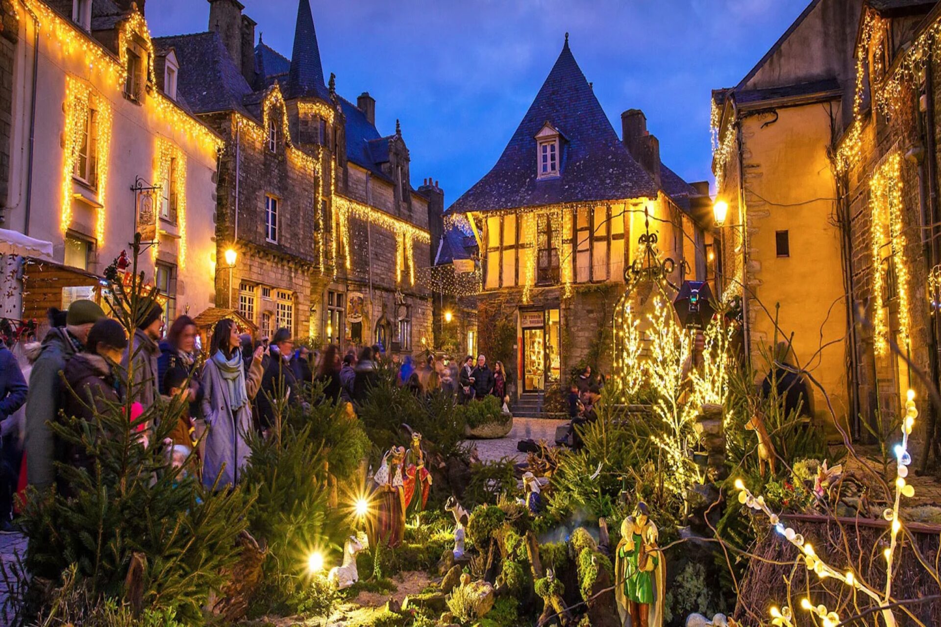 JOURNÉE FÉÉRIQUE DE NOËL A ROCHEFORT-EN-TERRE